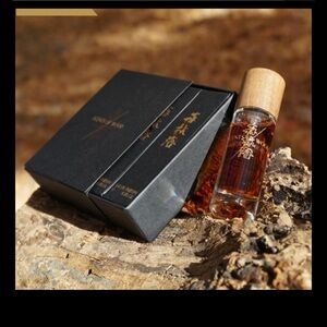 Luxury Fragrance with Wooden Cap